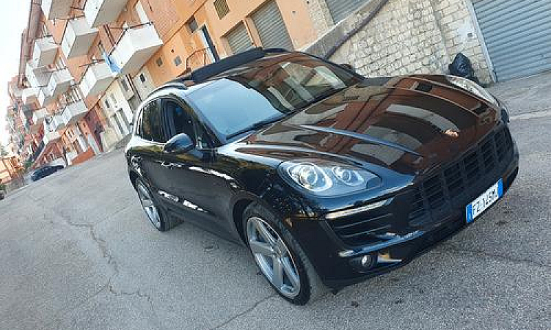 Porsche Macan S 3.0T...