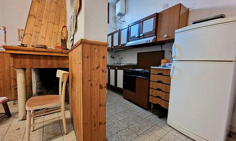 Casa Semindipendente...