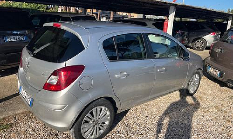 Opel Corsa 1.3 Cdti ...