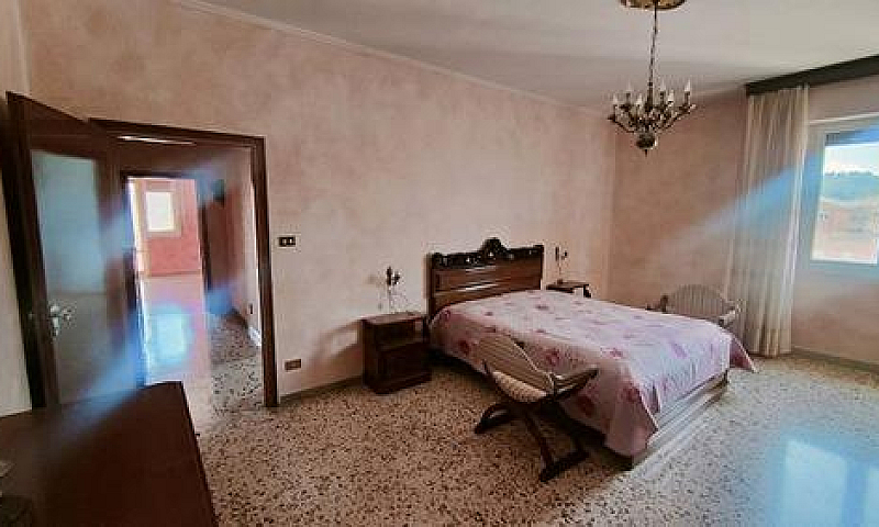 Ampio Appartamento I...