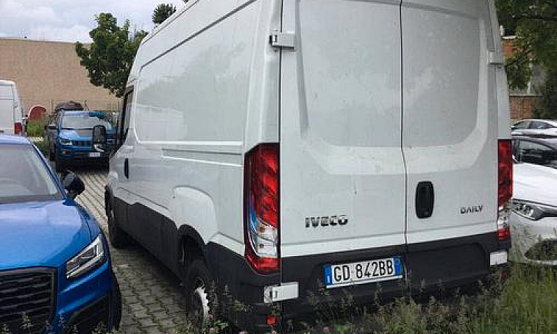 Iveco Daily 33S12V 2...