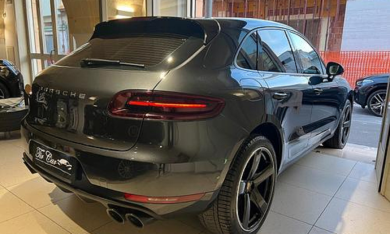Porsche Macan 2.0 Be...