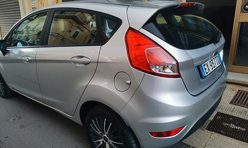 Ford Fiesta 1.4 5 Po...
