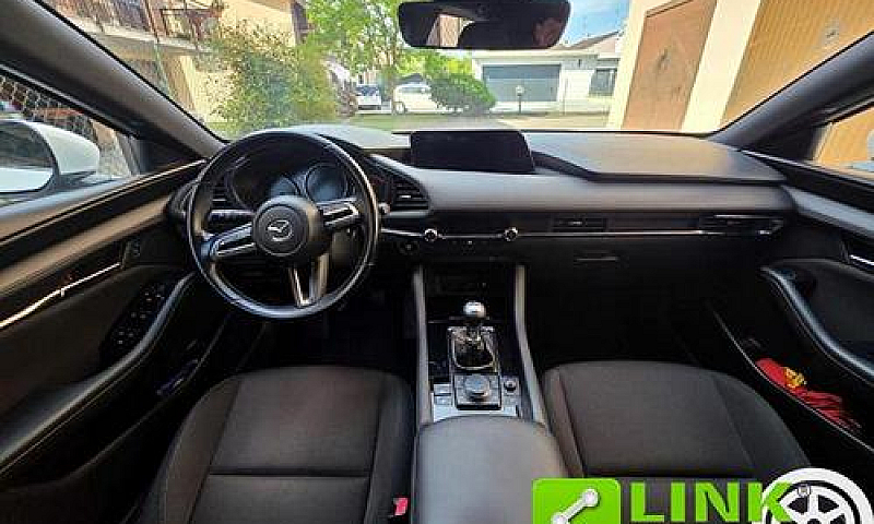 Mazda 3 Executive 2....