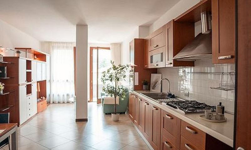 Centro Paese - Elega...