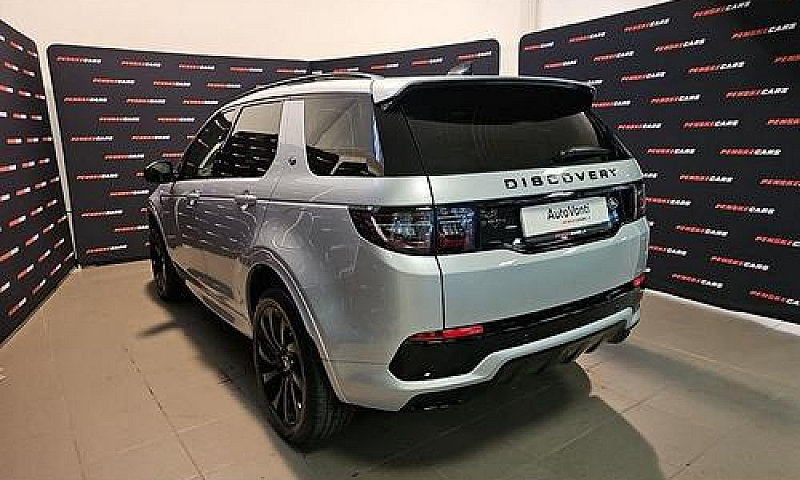 Land Rover Discovery...