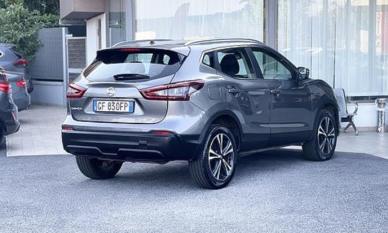 Nissan Qashqai 1.3 B...