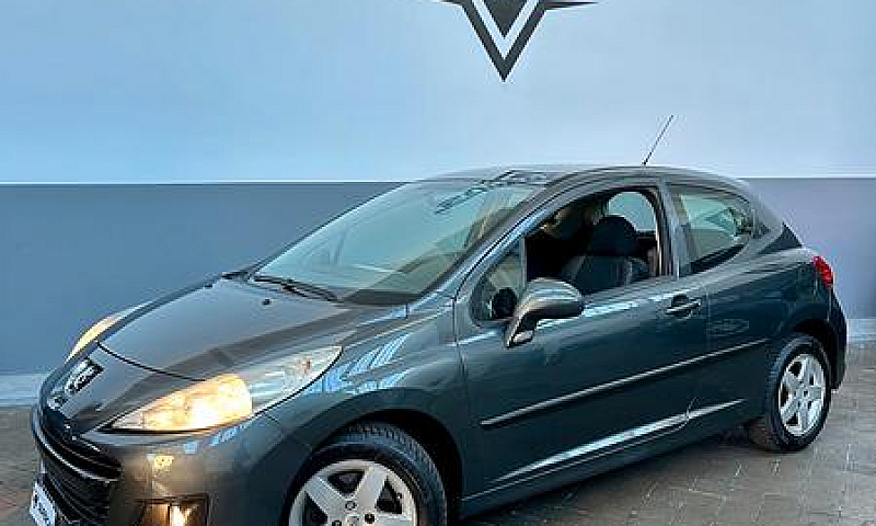 Peugeot 207 1.4 Benz...