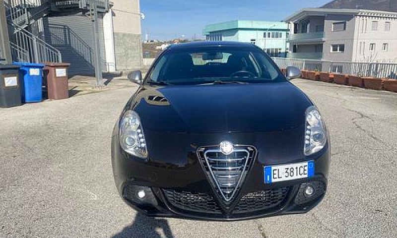 Alfa Romeo Giulietta...