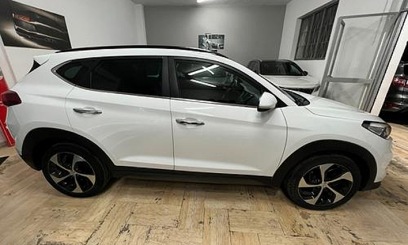 Hyundai Tucson 1.7 C...