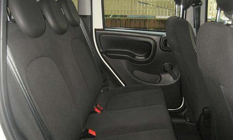 Fiat New Panda Cross...