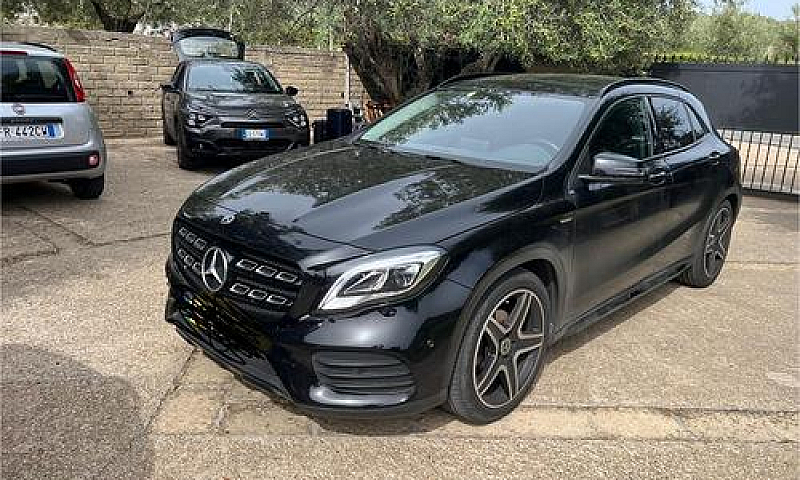 Mercedes Gla 200D Li...