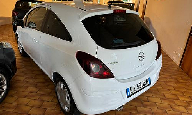Opel Corsa 1.2 Benzi...
