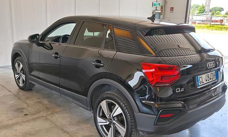 Audi Q2 35 Tdi S Tro...
