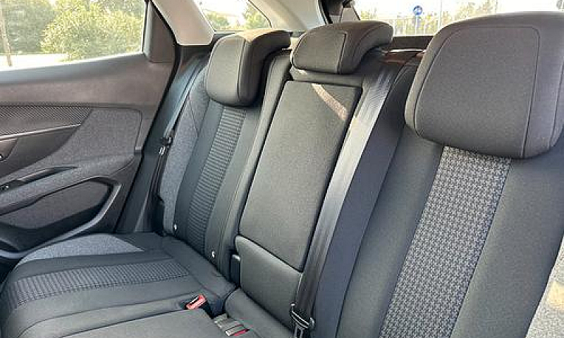 Peugeot 3008 Bluehdi...