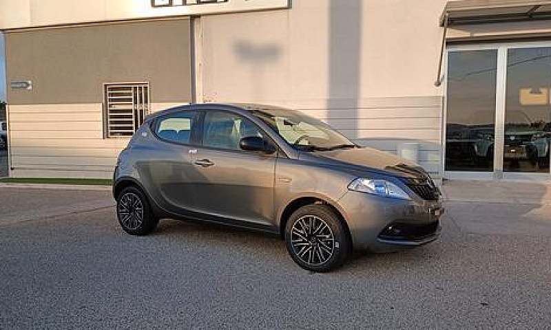 Lancia Ypsilon 1.0 F...