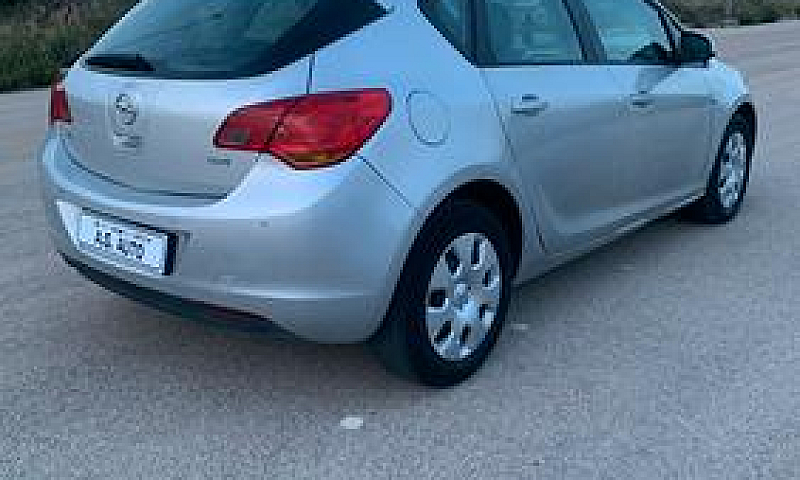Opel Astra J 1.7 Die...