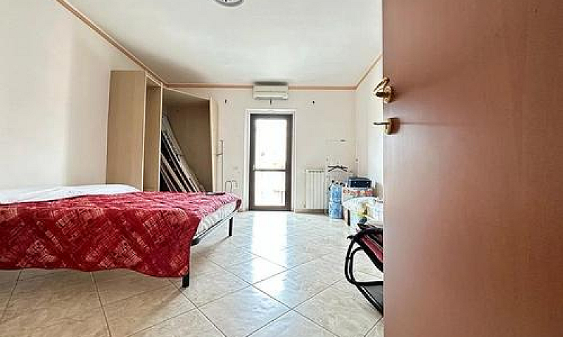 Taranto - Via Tesoro...