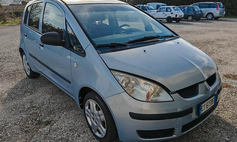 Mitsubishi Colt ...