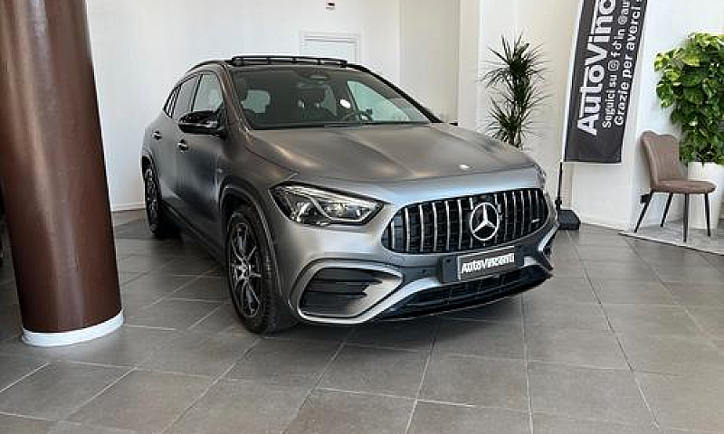 Mercedes Benz Gla 35...