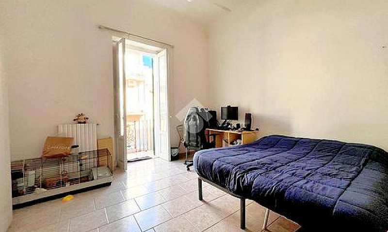 3 Locali A Bari...