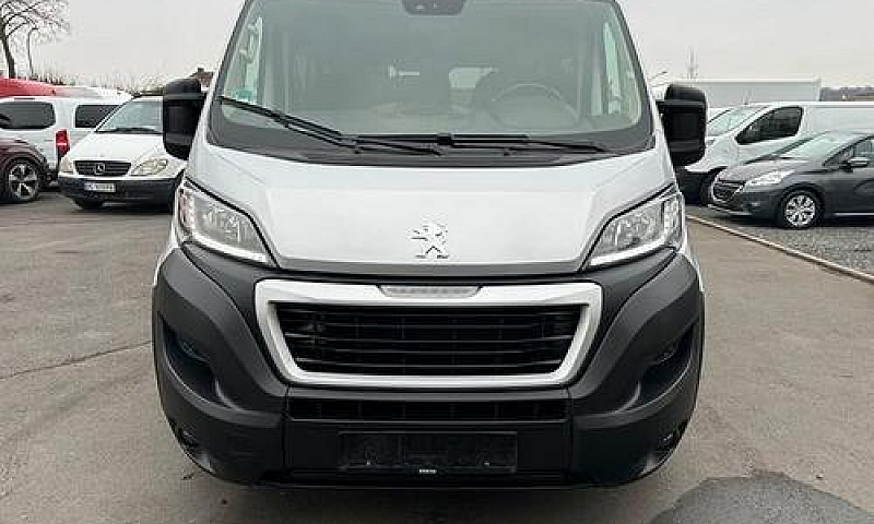 Peugeot Boxer 330 Bl...