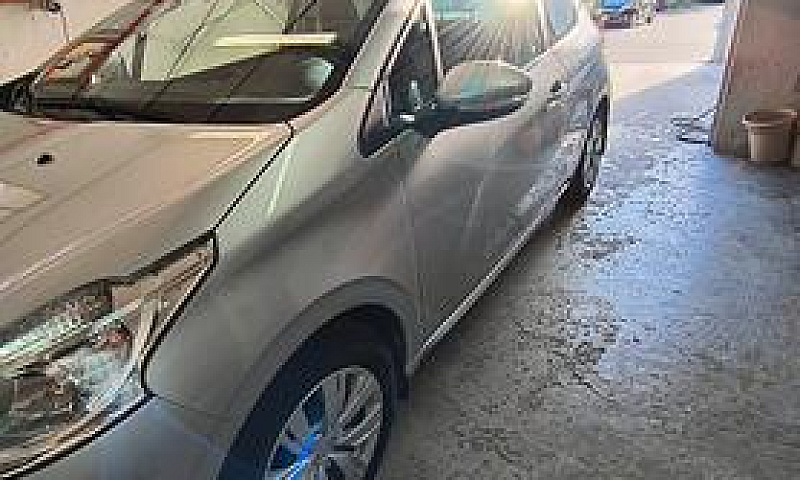 Peugeot 208 - 2014...