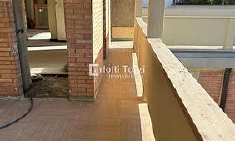 Rif.03643| Attico Gr...