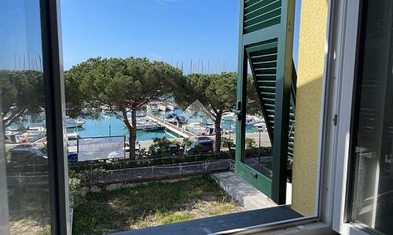 3 Locali A Lavagna...