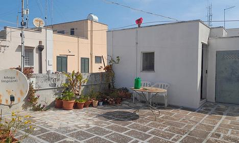 Casa Indipendente...