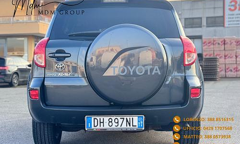 Toyota Rav4 2.2 D-4D...