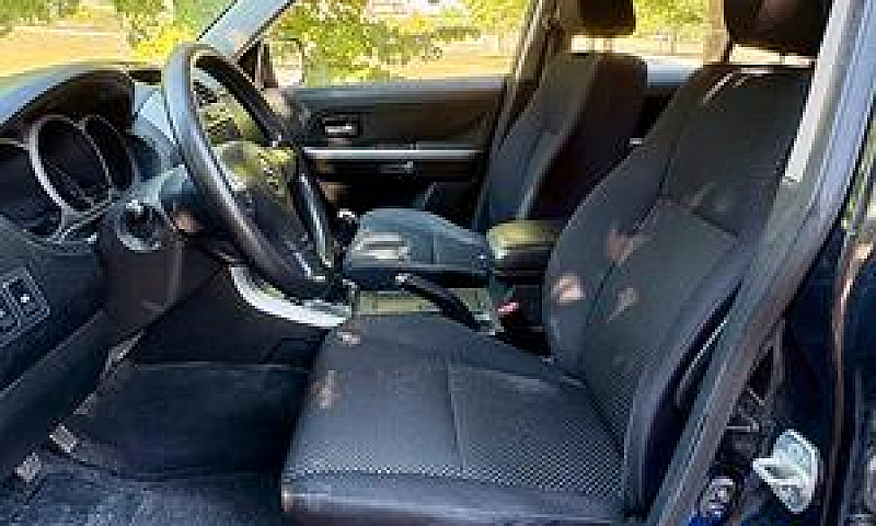 Suzuki Grand Vitara ...