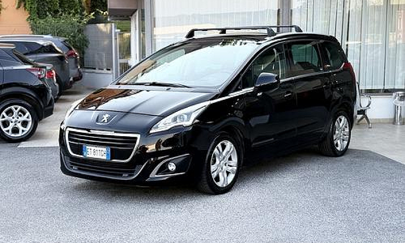 Peugeot 5008 1.6 Die...