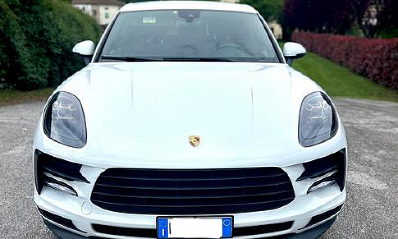 Porsche Macan 2.0 24...