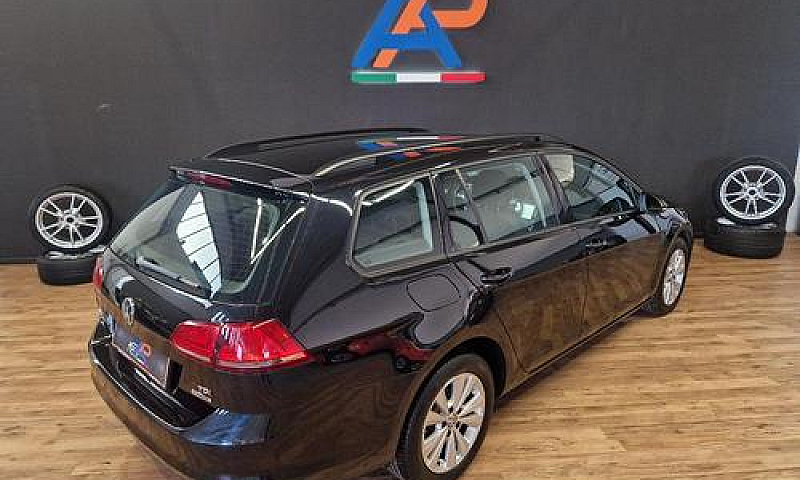 Volkswagen Golf Vari...