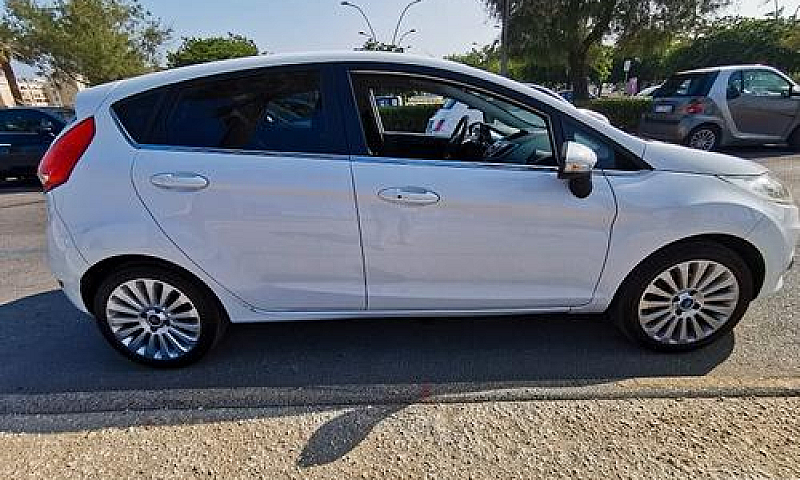 Ford Fiesta 1.4 5P. ...