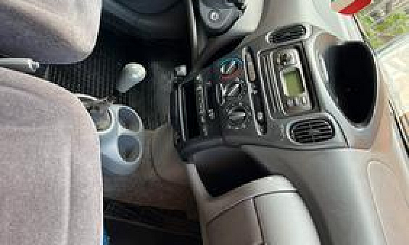 Yaris Verso 1300...