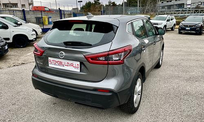Nissan Qashqai 1.5 D...
