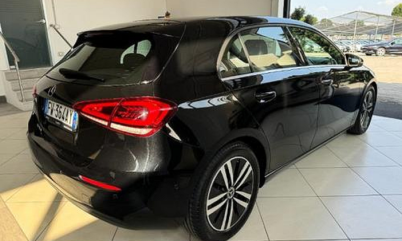 Mercedes-Benz A 180 ...
