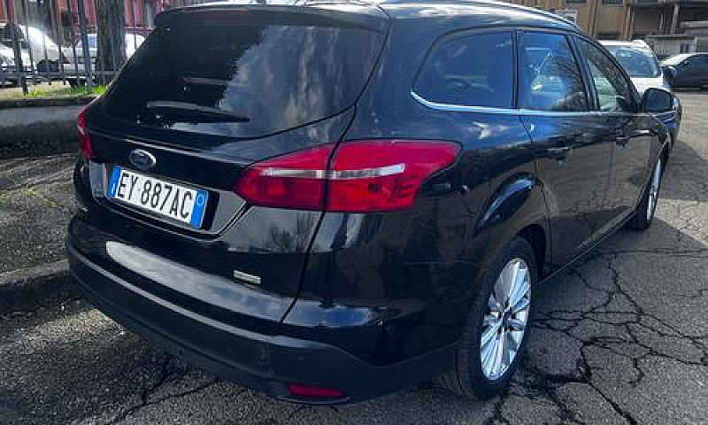 Ford Focus 1.0 Ecobo...