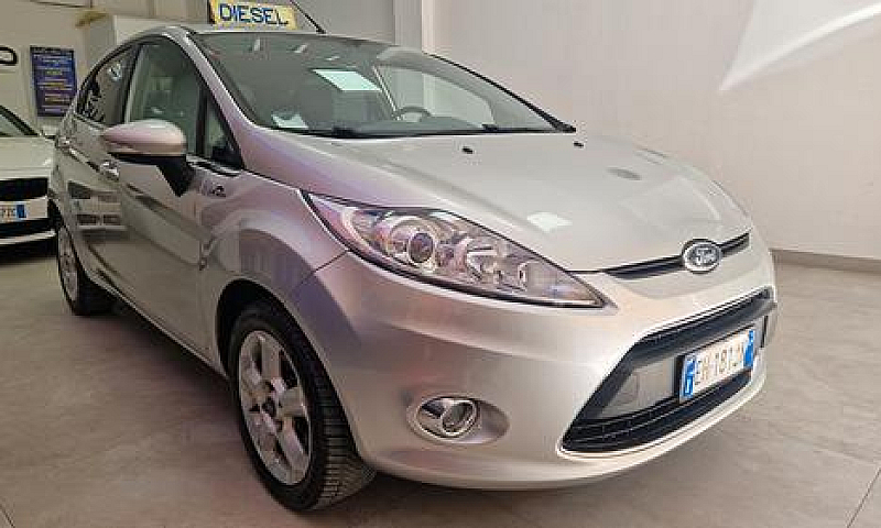 Ford Fiesta 1.6 Tdci...