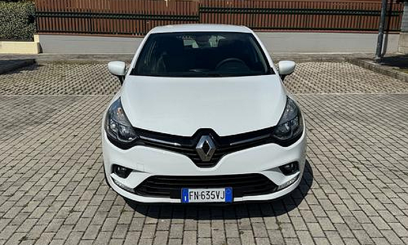 Renault Clio 1.2 Ben...