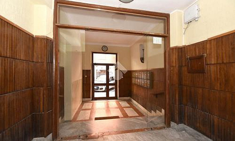 3 Locali A Cagliari...