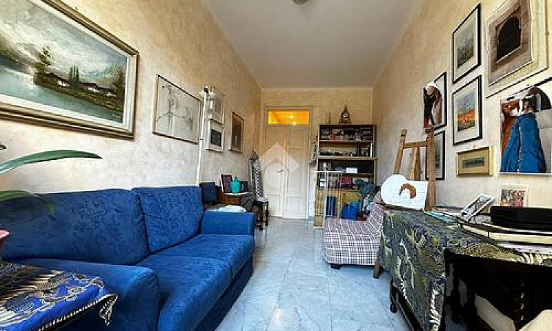 5 Locali A Sarzana...