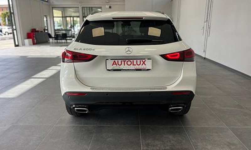 Mercedes-Benz Gla 20...