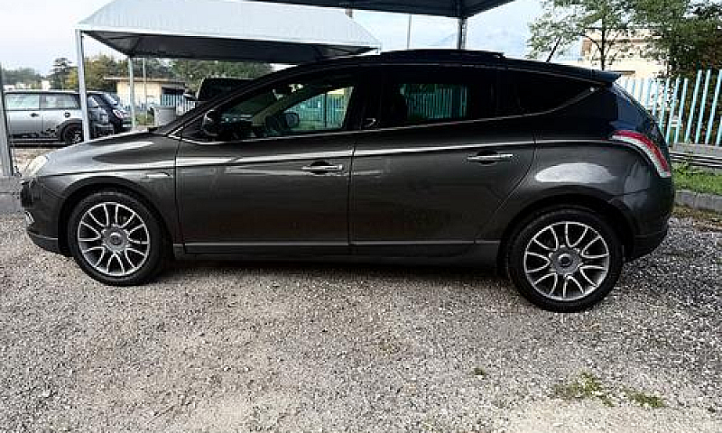 Lancia Delta 1.4 T-J...