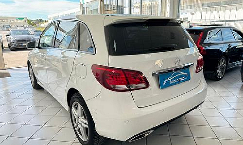 Mercedes B 220 Cdi T...