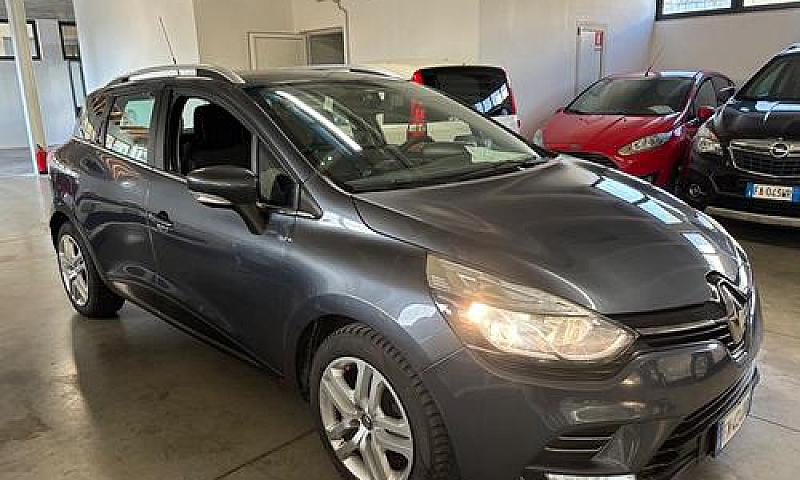 Renault Clio Sporter...