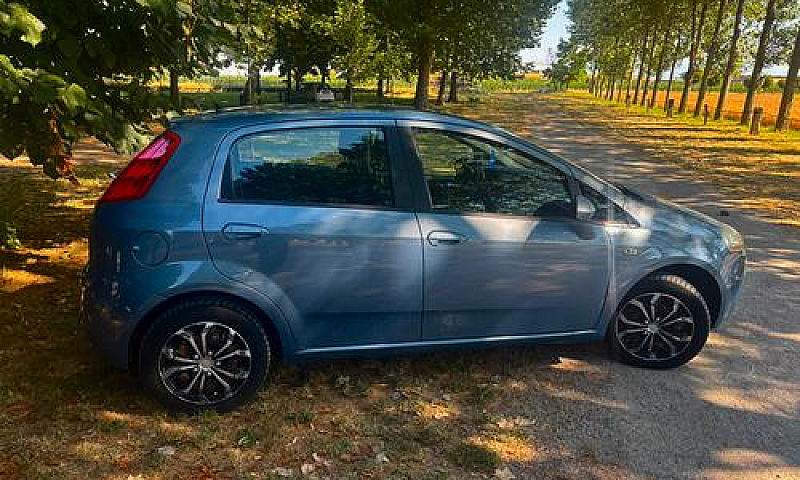 Fiat Grande Punto 1....