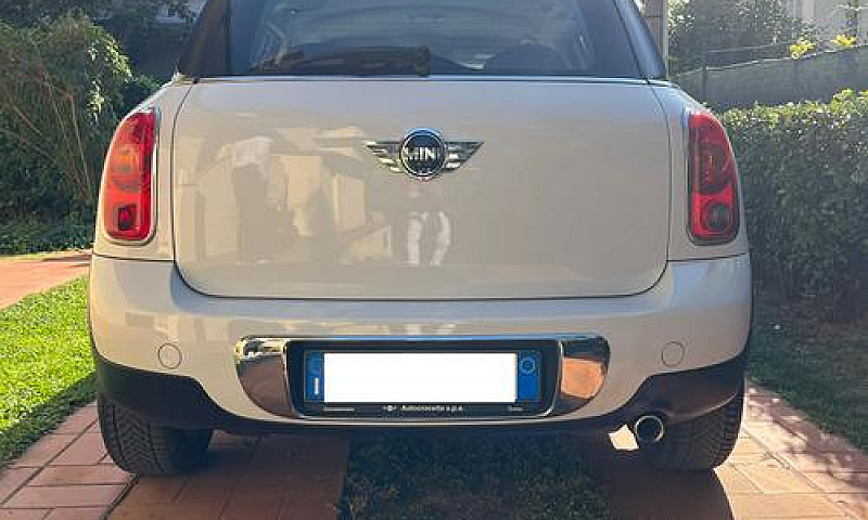 Mini Mini Countryman...